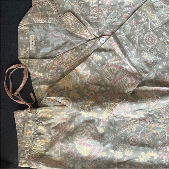 Roller Rabbit Pajamas - Picture 2 of 5